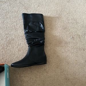 Baretraps black boots